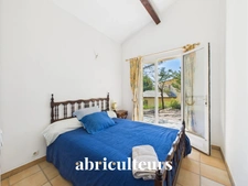 Maison d’architecte de 256 m² avec piscine et jardin arboré de 4 000 m²