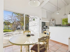 LAMBESC - Propriété de 170 m² avec dépendance et piscine – Terrain 1 000 m²