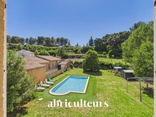 Maison - 128 m² - 7 pièces - Saint-Chamas (13250)
