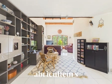 Propriété de 308 m² sur 1 hectare — 8 pièces — Lambesc (13410)