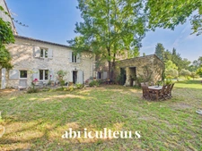 Mas provençal de 310 m² avec piscine et parc arboré de 7 880 m² — PNR des Alpilles
