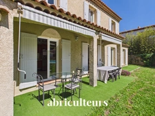 Maison - 128 m² - 7 pièces - Saint-Chamas (13250)