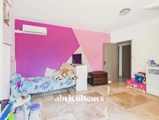 GRANS (13450) - appartement T3/4 rénové de 95,60 m²