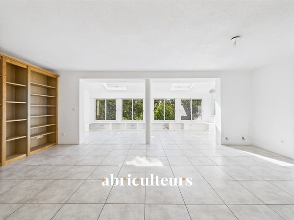 Maison familial de 110 m² avec sous-sol aménagé de 50 m² vendue à Lambesc (13410)