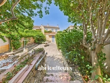 Grans, maison mitoyenne T5 de 94 m² sur un terrain de 252 m²