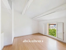 LAMBESC - Propriété de 170 m² avec dépendance et piscine – Terrain 1 000 m²