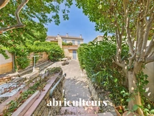 Grans, maison mitoyenne T5 de 94 m² sur un terrain de 252 m²