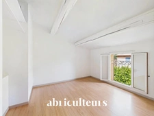 LAMBESC - Propriété de 170 m² avec dépendance et piscine – Terrain 1 000 m²