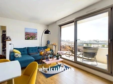 Beau 2 Pièces en Parfait État avec Terrasse et Vue Ciel Dégagée - Rue Dagorno 75012