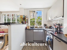 Appartement lumineux et traversant de 63 m² – Michel Bizot - en vente à Paris 12