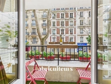 Beau T4 en parfait état avec balcon – Quartier calme, proche métros
