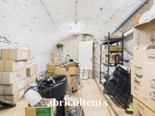 PARIS 12<span></span>BASTILLE / RUE DE CHARENTON : MURS COMMERCIAUX 78M²<span></span>EMPLACEMENT PRIME AVEC TERRASSE