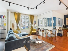 Beau T4 en parfait état avec balcon – Quartier calme, proche métros