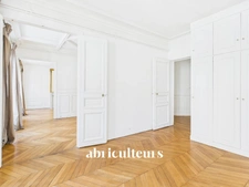 Beau T5 avec 3 chambres de 97m²<span></span>Notre-Dame-des-Champs<span></span>Paris 6