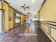PARIS 12<span></span>BASTILLE / RUE DE CHARENTON : MURS COMMERCIAUX 78M²<span></span>EMPLACEMENT PRIME AVEC TERRASSE