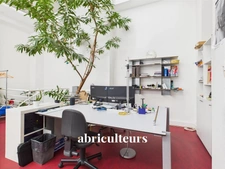 Magnifique local commercial de 125m²<span></span>Métro Goncourt<span></span>Paris 10