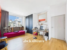 PARIS 10<span></span>RARE<span></span>APPARTEMENT ESPRIT ATELIER DE 118 M2