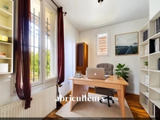 Élégante Meulière des Années 30 – Quartier Calme à Palaiseau