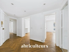 Superbe appartement lumineux de 99m2 dans le quartier prestigieux de la Plaine Monceau