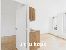 Charmant Appartement T2 rénové avec prestations de qualité dans le 18ème arrondissement