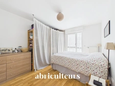 Appartement familial 5 pièces<span></span>85 m²<span></span>Balcon<span></span>Parking double<span></span>Rueil-Malmaison