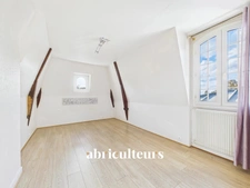 Appartement de charme – 103,71 m² – Dernier étage