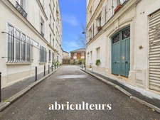 PARIS 18<span></span>Bel appartement de 58m2<span></span>549 000€