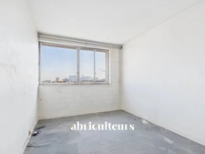 Luminosité et Calme – 4 Pièces de 89 m² à Rénover au Dernier Étage – Levallois / Paris 17ᵉ