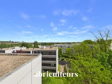 Magnifique panorama en dernier étage appartement T5 de 99m² en vente à Garches (92380)
