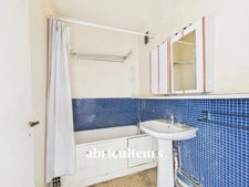 Luminosité et Calme – 4 Pièces de 89 m² à Rénover au Dernier Étage – Levallois / Paris 17ᵉ