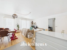 Appartement familial 5 pièces<span></span>85 m²<span></span>Balcon<span></span>Parking double<span></span>Rueil-Malmaison