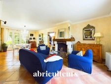 MAISON 6 PIECES - 4 CHAMBRES – MARINES – 475 000€