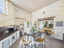 Calme absolu dans cette maison de charme bucolique rénovée de 250m² à Vert le Grand (91810)
