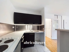 LE PLESSIS-ROBINSON<span></span>APPARTEMENT<span></span>1 PIECE<span></span>30m2