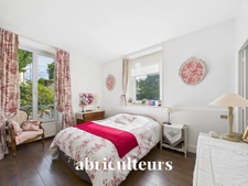 Charmant appartement en rez-de-jardin à SOISY-SUR-SEINE