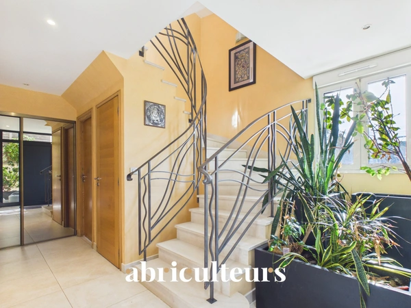 Maison d'architecte d'exception de 350m² avec vue bords de Seine à Athis-Mons