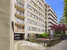 Excellent potentiel pour ce 3 pièces plein sud en vente à Montreuil (93100)