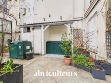 PARIS 18<span></span>Bel appartement de 58m2<span></span>549 000€