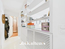 PARIS 18<span></span>Bel appartement de 58m2<span></span>549 000€