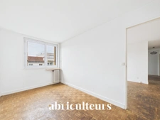 Excellent potentiel pour ce 3 pièces plein sud en vente à Montreuil (93100)