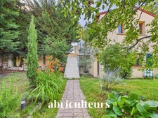 Maison Lumineuse et calme avec Jardin à Rueil-Malmaison