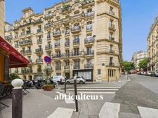 Appartement lumineux 5e étage, 34,21 m² Carrez, au cœur de Paris 18e