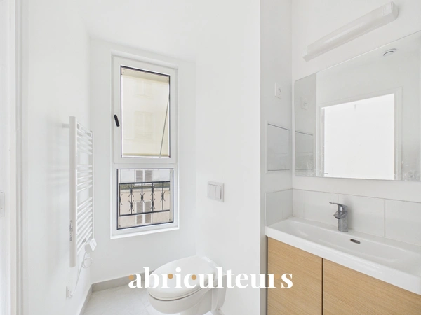 Bel appartement rénové et lumineux dans un quartier recherché du 18ème arrondissement