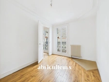 Appartement lumineux 5e étage, 34,21 m² Carrez, au cœur de Paris 18e