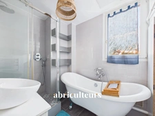 Charmant appartement traversant de 68 m² au Cœur du 16ᵉ arr. de Paris