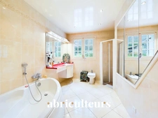 MAISON 6 PIECES - 4 CHAMBRES – MARINES – 475 000€