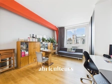 PARIS 10<span></span>RARE<span></span>APPARTEMENT ESPRIT ATELIER DE 118 M2
