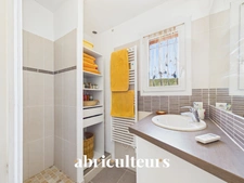 Maison familiale lumineuse avec vue Cap Canaille, dans résidence sécurisée<span></span>CASSIS<span></span>895 000€