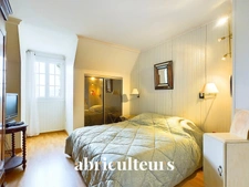 MAISON 6 PIECES - 4 CHAMBRES – MARINES – 475 000€
