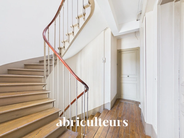 Studio d’exception en vente au cœur du 5ᵉ arrondissement de Paris